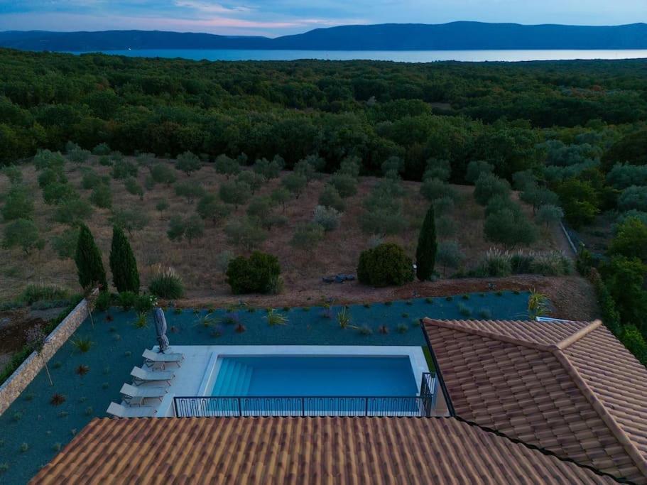 Luxury Villa Harmony With Heated Pool And Seaview Vrh  Exterior photo